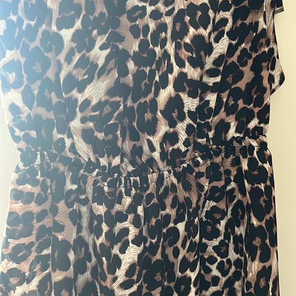 Cheetah / Leopard Mini Backless Dress - Picture 2 of 7